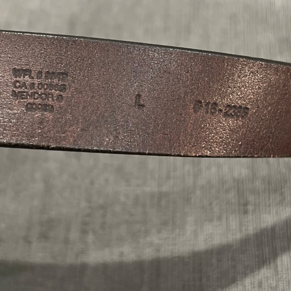 Eddie Bauer Brown Italian Leather Belt - Picture 6 of 6